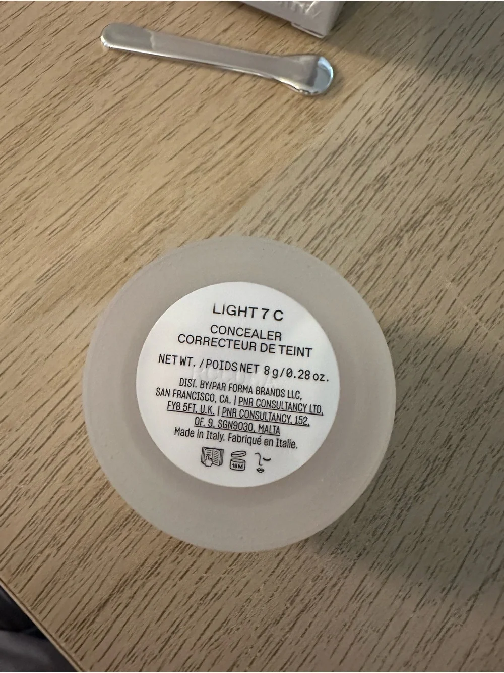 NWT r.e.m. beauty Sweetener Concealer in Shade Light 7C